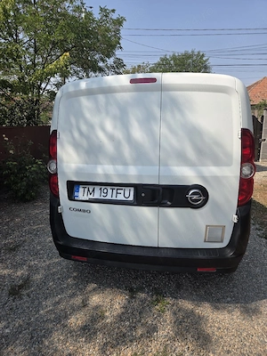 Opel Combo 1.3cdti 2018 177.000km - imagine 4