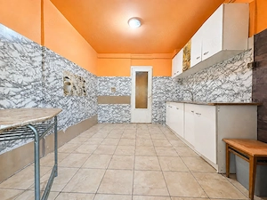 3 camere, 2 băi, parter înalt – zona Aradului, ideal locuință sau birou - imagine 11