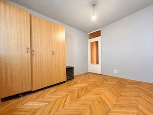 3 camere, 2 băi, parter înalt – zona Aradului, ideal locuință sau birou - imagine 8