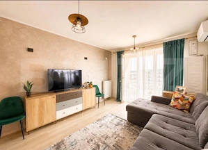 Apartament 3 camere de vânzare, Tractorul, Brașov - imagine 2