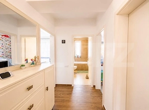 Apartament 3 camere de vânzare, Tractorul, Brașov - imagine 11
