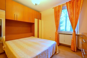Apartament 2 camere zona Neptun - imagine 5