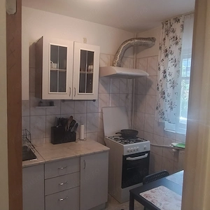 De închiriat: Apartament 3 camere decomandat - Zona Tineretului - imagine 7