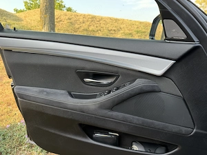 BMW 520d F10 M PAKET | Stare Foarte Buna | Apple CARPLAY - imagine 5