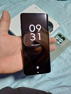 Motorola edge 60 pro full box 