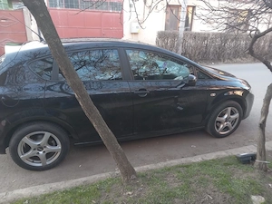 Inchiriez autoturism