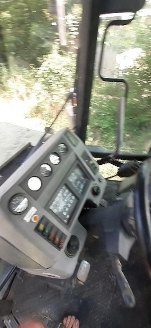 Tractor Hurlimman si plug 4 cormane reversibil - imagine 2