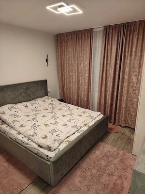 De vanzare apartament cu 3 camere in zona Soarelui langa Sun Plaza - imagine 3
