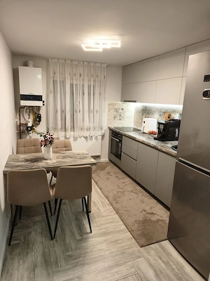 De vanzare apartament cu 3 camere in zona Soarelui langa Sun Plaza - imagine 4