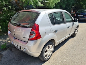 Dacia Sandero 1.6 MPI Laureate 2009, 87CP benzina - primul proprietar - imagine 4