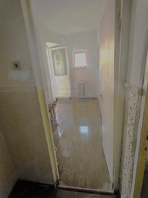 59.500 euro, APARTAMENT doua camere, decomandat, etaj 3 I.C. Frimu - imagine 5