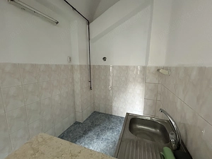 Vand spatiu ultracentral,Revolutiei(Teatru)in curte,parter, st.124 mp. - imagine 15
