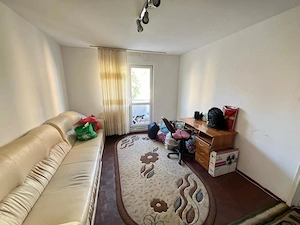 Apartament-2-Camere-Semidecomandat-Etaj 2-Centrala-Termica-Florilor-Brasov - imagine 2