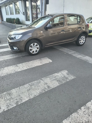 Vand Sandero 2018  105000km reali impecabila  - imagine 2