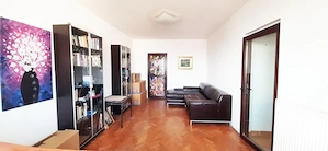 Apartament 3 camere renovat - imagine 2