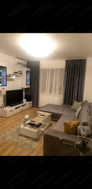 Vand apartsment 2 camere decomandat - imagine 3