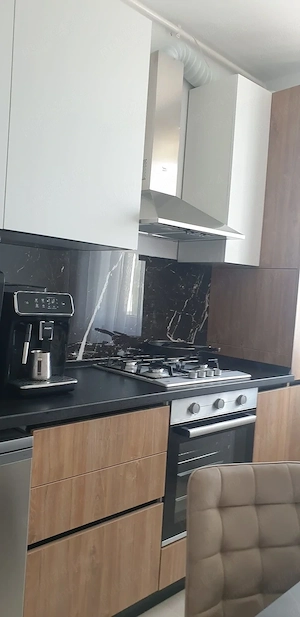 Vand apartsment 2 camere decomandat