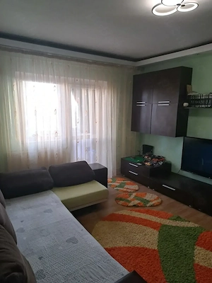 Proprietar 2 camere miorita omv - imagine 4