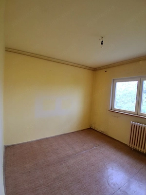 Apartamemt 3 camere sect 4 - imagine 3