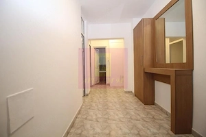 Apartament cu 3 camere de vânzare Decebal adiacent - imagine 3