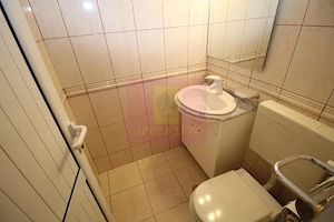 Apartament cu 3 camere de vânzare Decebal adiacent - imagine 16