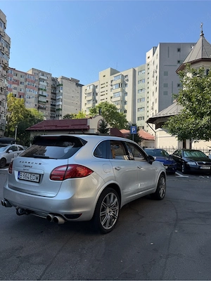 Porsche Cayenne S 2011 3.0i mild hybrid 380cp - imagine 2
