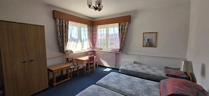 Vila cu 8 camere de vanzare in Busteni - imagine 11