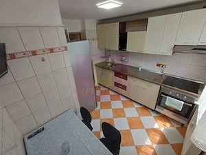 Apartament cu 3 camere, boxa subsol si loc parcare - Berceni - imagine 3