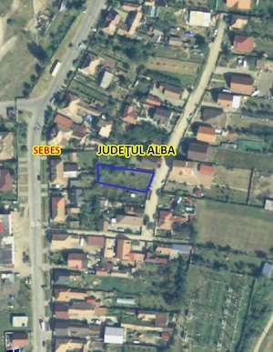 Vând teren intravilan în Petrești, municipiul Sebeș, județul Alba, situat pe strada Rozelor nr. 5