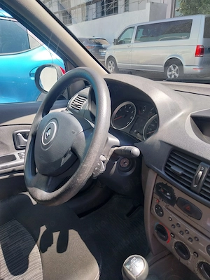 Vand autoturism Renault Symbol - imagine 5