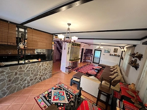 Vila cu 6 camere de vanzare in Brebu - imagine 4