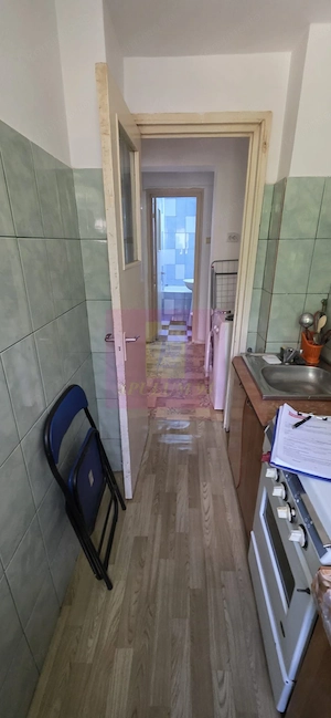 Apartament 3 camere de vanzare in Campina - imagine 8