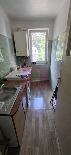 Apartament 3 camere de vanzare in Campina - imagine 9