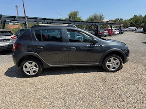 Dacia Sandero Stepway - An 2016 - Motor 0.9 TCe 90cp - Navigatie - Aer Conditionat - E5 - imagine 11