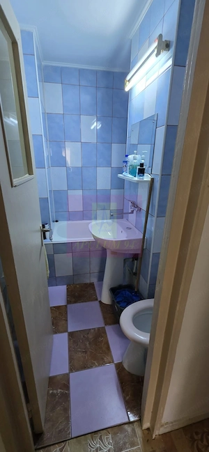 Apartament 3 camere de vanzare in Campina - imagine 11