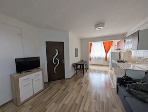 Apartament 2 camere, parcare, zona Florilor, ideal pentru investitie - imagine 3