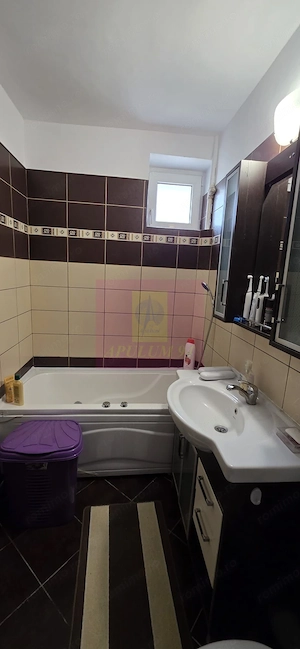 Apartament cu 2 camere de vanzare in Sinaia - imagine 5