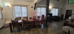 Vila in Sinaia cu parau in curte si view superb - imagine 4