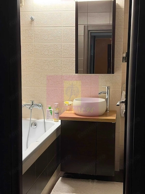 Apartament 4 camere bd Decebal stradal - imagine 6
