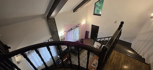 Vila in Sinaia cu parau in curte si view superb - imagine 17
