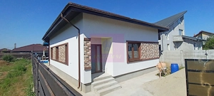 Casă nouă Săbăreni, terasă, piscină, foișor, barbeque, curte 440 mp - imagine 3