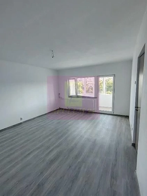 Garsonieră spațioasă de vânzare - Vitan, la câteva minute de Mall Vitan. - imagine 6