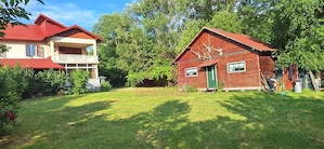 Vila de vanzare cu 6 camere si teren de 5116 mp in Cornu, Prahova - imagine 1