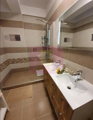 Apartament in prima linie Mamaia Nord. - imagine 5