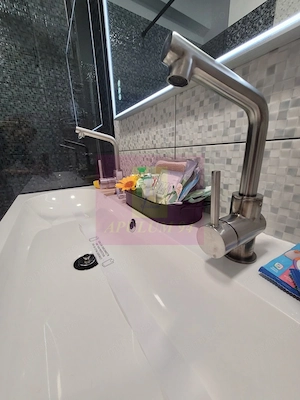 Apartament in prima linie parter cu vedere la mare. - imagine 6