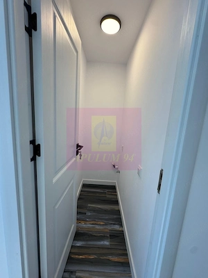 Casa de vanzare cu 2 apartamente in Azuga - imagine 4
