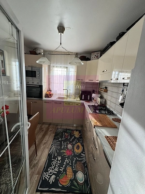 Apartament de vanzare in Campina, zona centrala - imagine 7