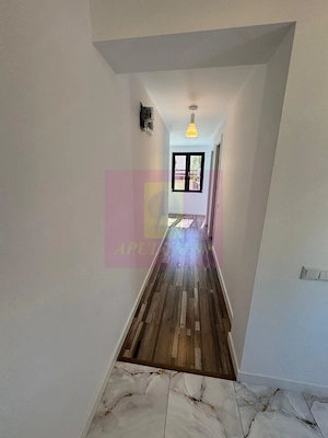 Casa de vanzare cu 2 apartamente in Azuga - imagine 3