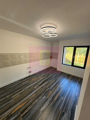 Casa de vanzare cu 2 apartamente in Azuga - imagine 15