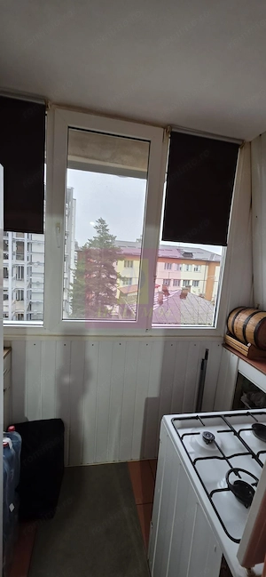 Apartament cu 2 camere de vânzare în Câmpina, zonă Central - imagine 7